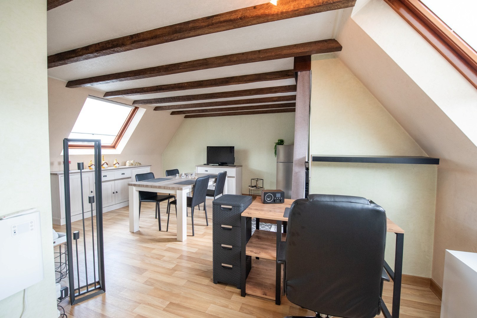 Gezellig dakappartement TE KOOP met garage in het centrum van Deerlijk - foto 5