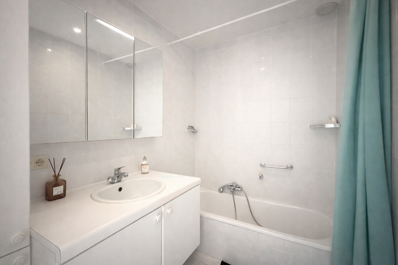 Energiezuinig 2 slaapkamer appartement vlakbij grote markt Ieper. - foto 4