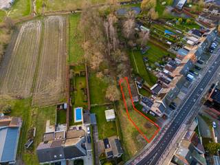 Ben je op zoek naar een mooi gelegen bouwgrond voor een halfopen bebouwing in Dendermonde? Dan is dit perceel zeker iets voor jou!De groene omgeving,...