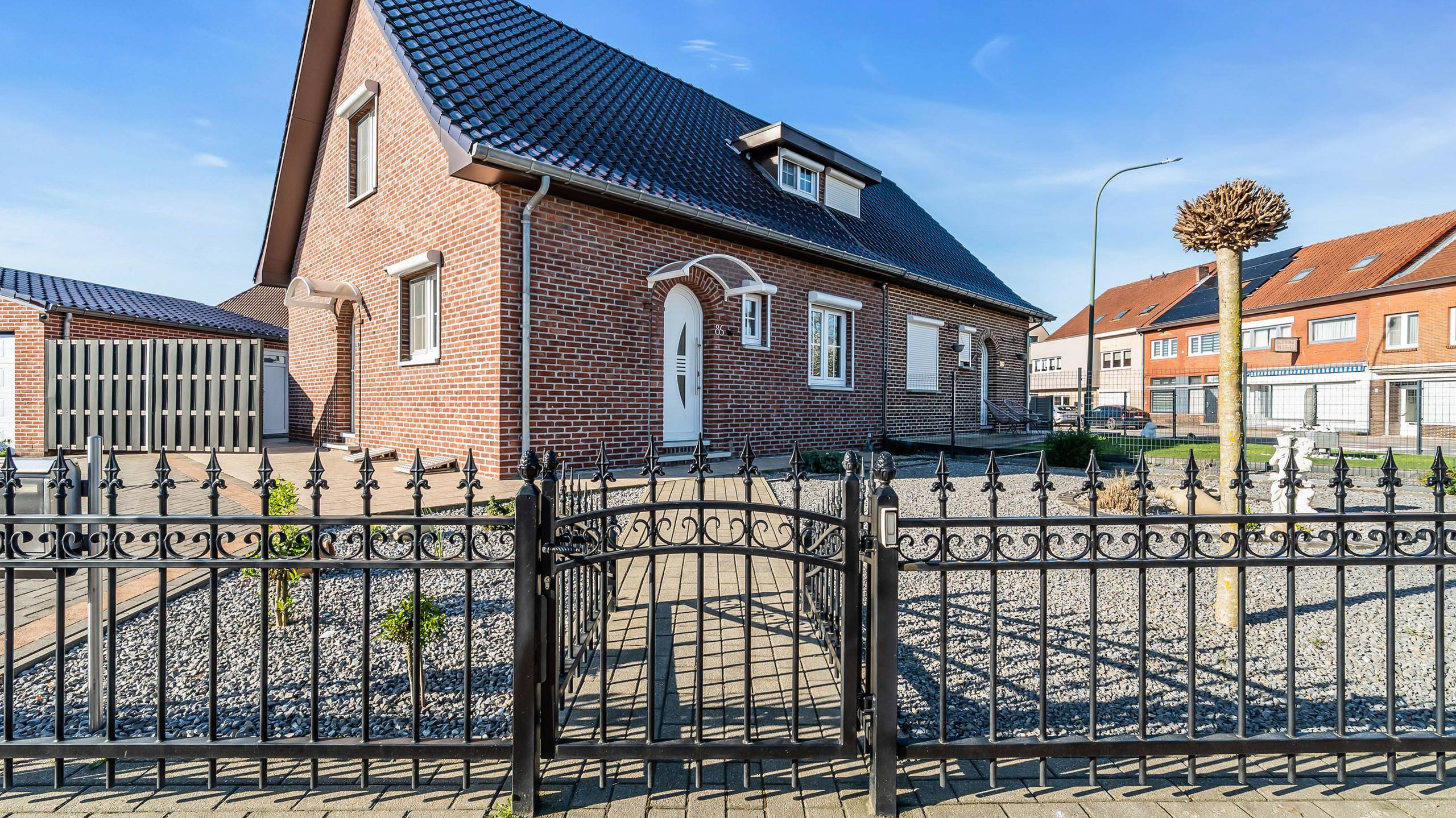 Huis te koop in Maasmechelen met 3 slaapkamers - foto 2