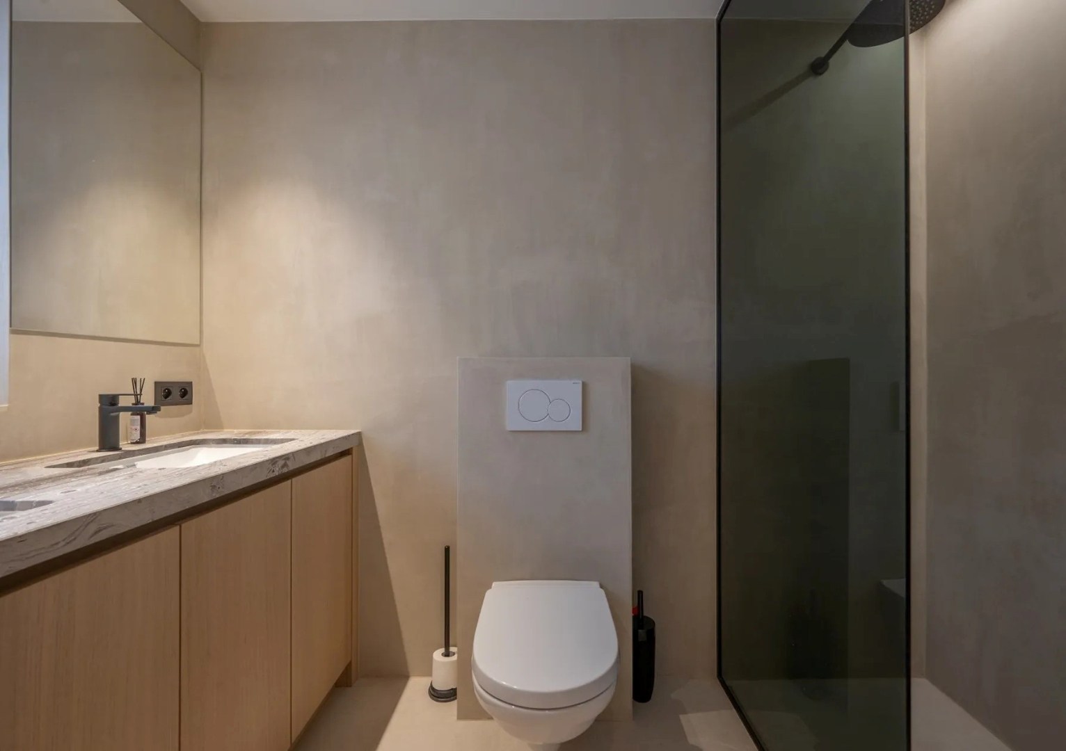 Subliem gerenoveerd appartement vlakbij de Groentemarkt - foto 4