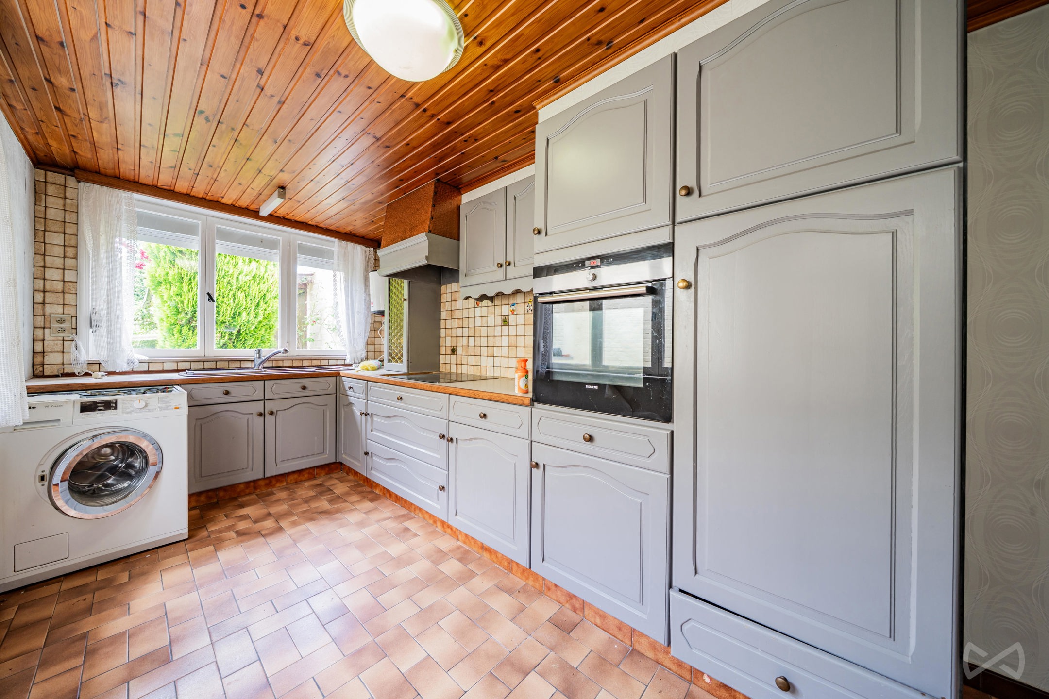 Herenhuis met grote tuin en mogelijkheid tot 3 slaapkamers - foto 5