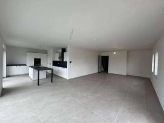 Woning te huur in OphasseltBen je op zoek naar een instapklare nieuwbouw woning met ruimte? Dan is deze prachtige gezinswoning precies wat je...
