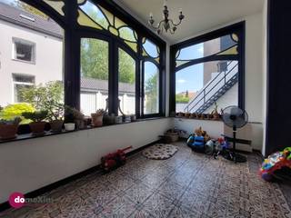 Charming renovated house with 2 bedrooms & garage in the center of Leuven Through the common entrance gate you enter the courtyard. You can easily...