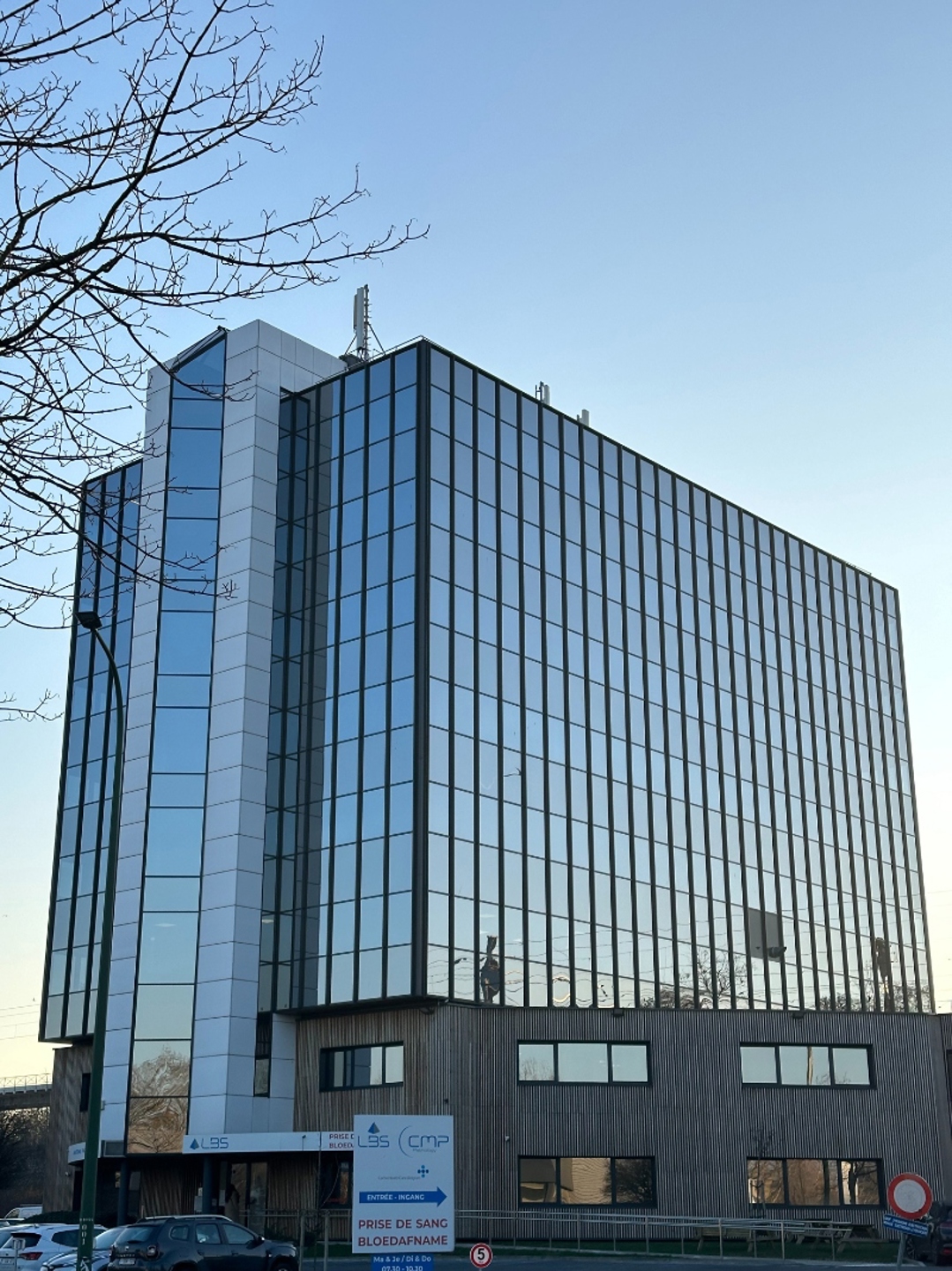 Commercieel te huur in Anderlecht - foto 1