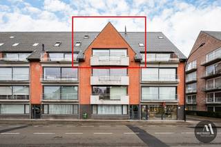 Met een bewoonbare oppervlakte van maar liefst 244m² is deze penthouse uitzonderlijk in de ruime regio. Lichtrijk, energiezuinig en zeer groot -...