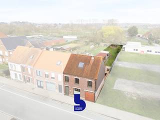 Welkom in Aartrijke.De ideale uitvalsbasis voor wie graag richting Brugge, Torhout of Oostende trekt maar toch de rust wenst.Hier hebben wij deze...