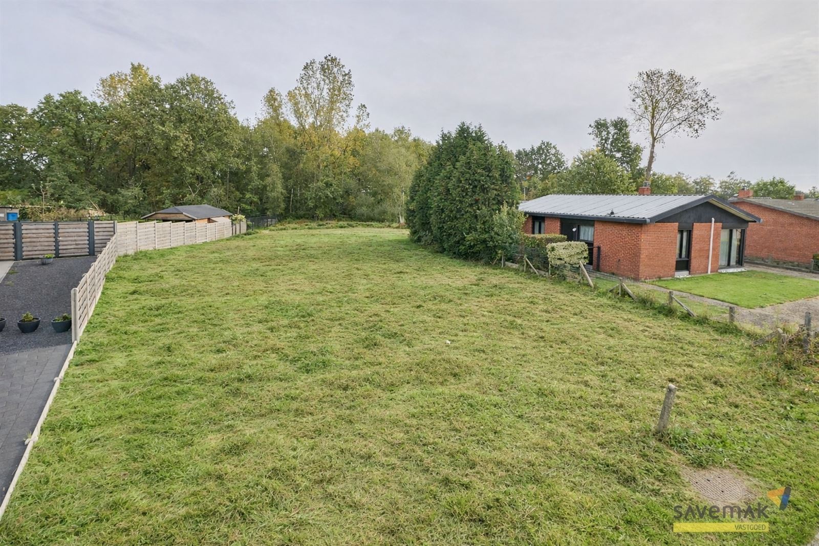 Bouwgrond in het groen voor open bebouwing - foto 2