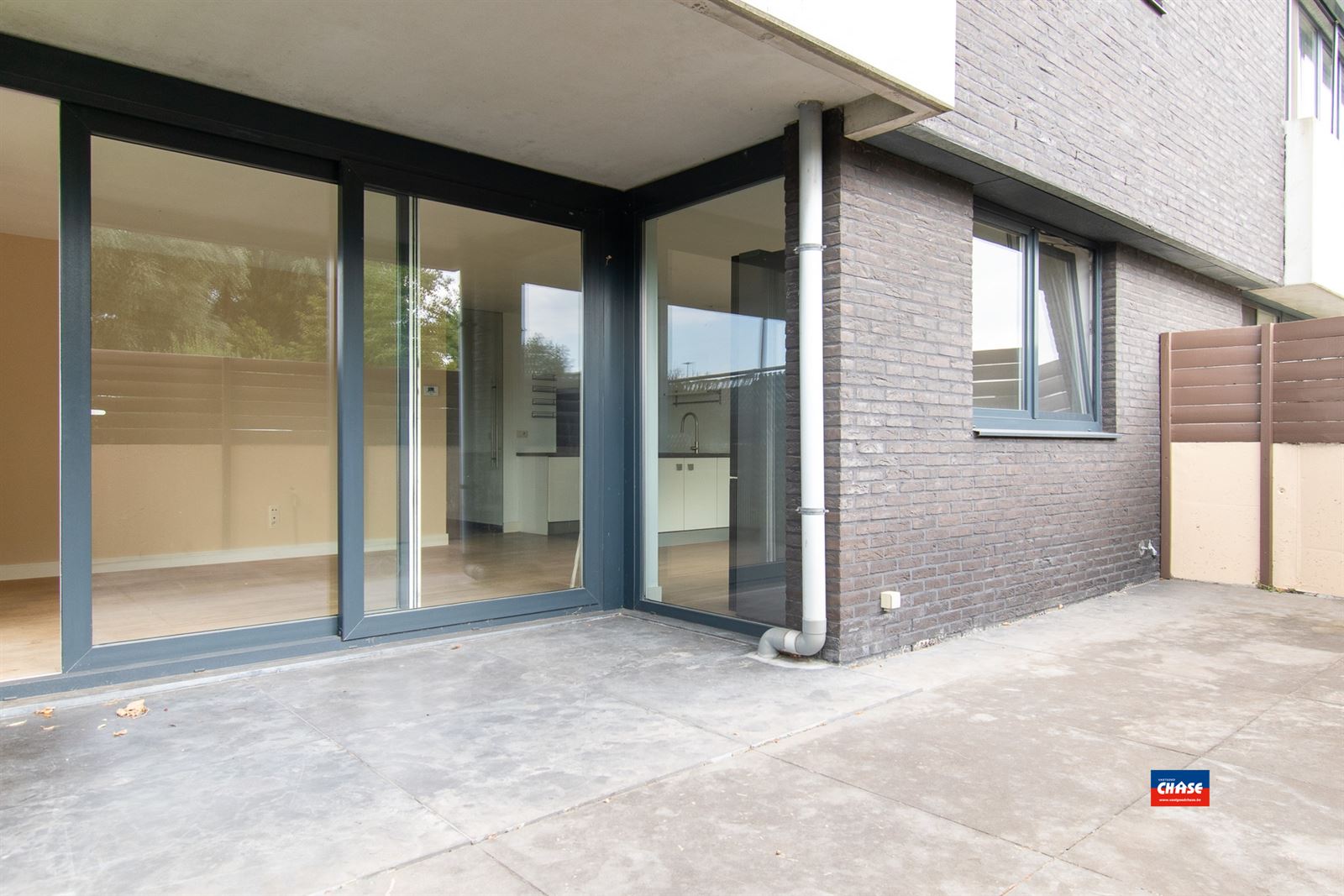 Gezellig gelijkvloers appartement met 1 of 2 slaapkamers en terras - foto 5