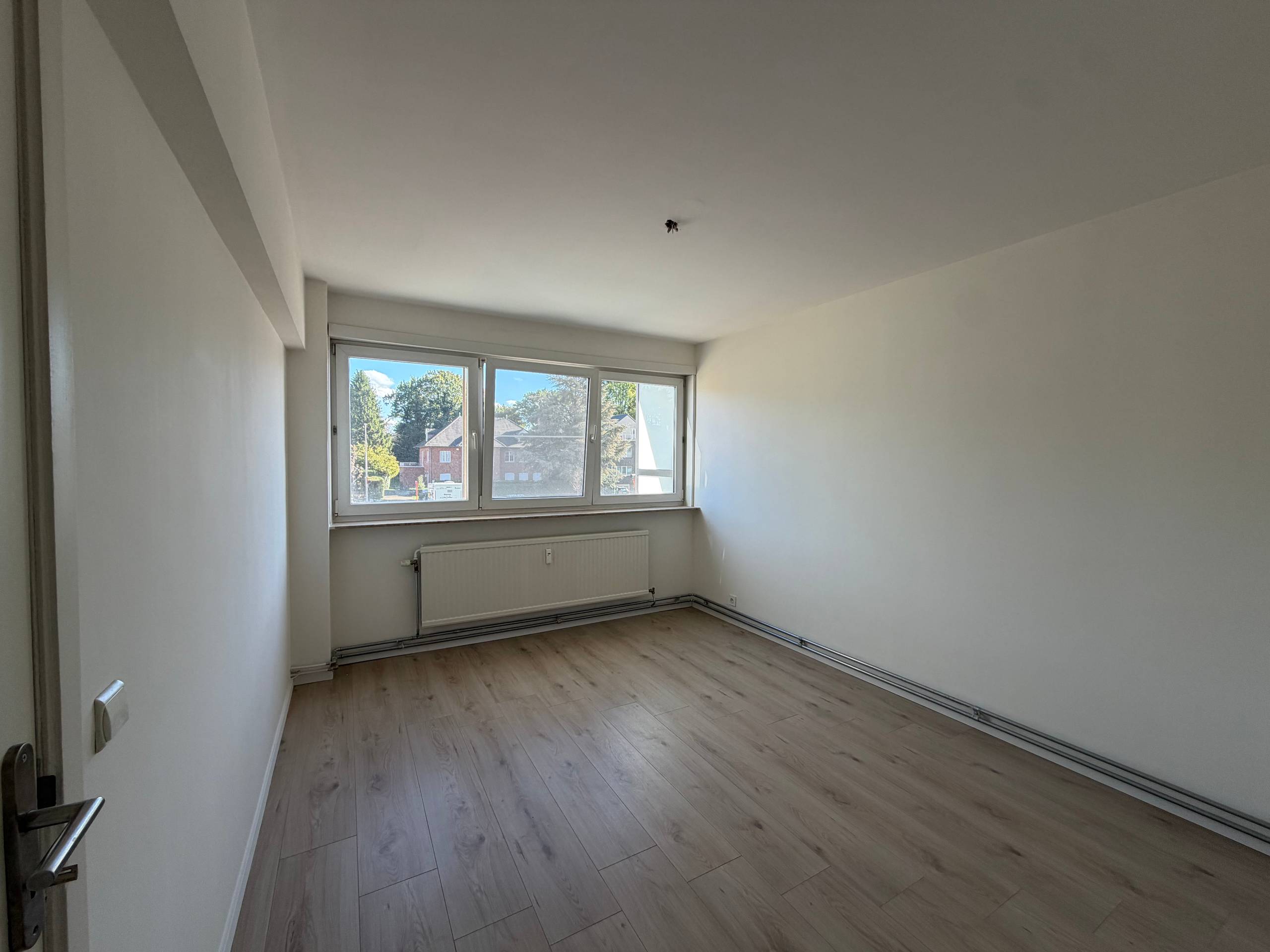 GENK te koop: gerenoveerd appartement met 2 slaapkamers - foto 5
