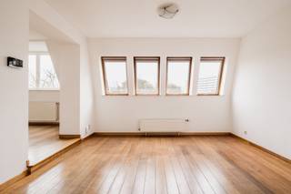 Stijlvol appartement met zicht op Square Ambiorix in de Europese wijkGelegen in het hart van de Europese wijk bevindt zich dit magnifieke appartement...