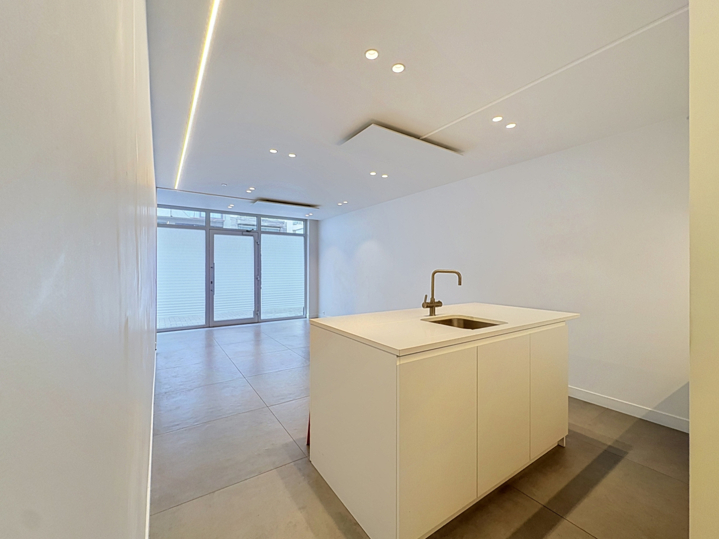Gelijkvloers appartement op 50m van het strand. - foto 4