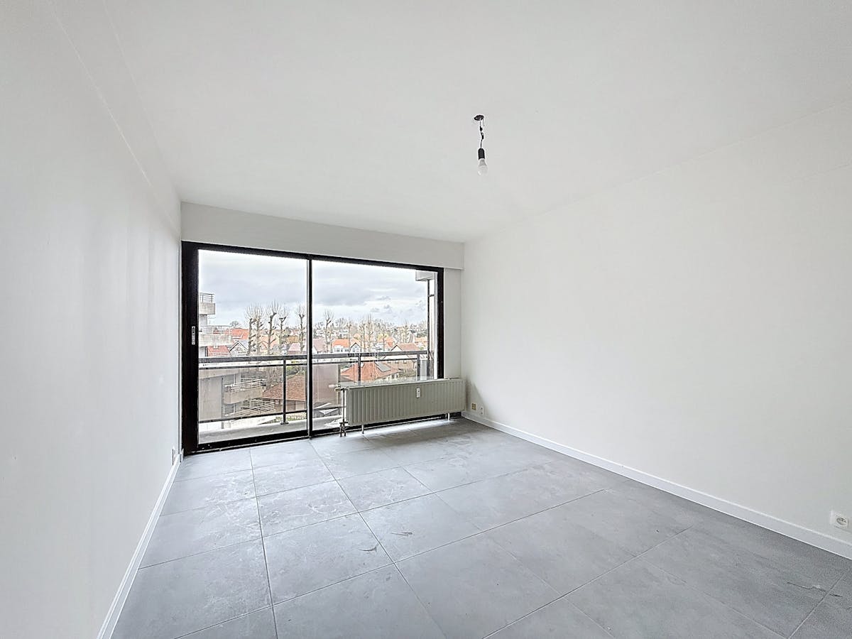 Renovated studio for rent in the center of Koksijde - photo 4