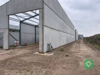 Nieuwe KMO-units te Roeselare, een modern en duurzaam bedrijventerrein bestaande uit 10 loodsen.In dit nieuwe KMO-park, *ARDOPOORT*, bieden wij een...