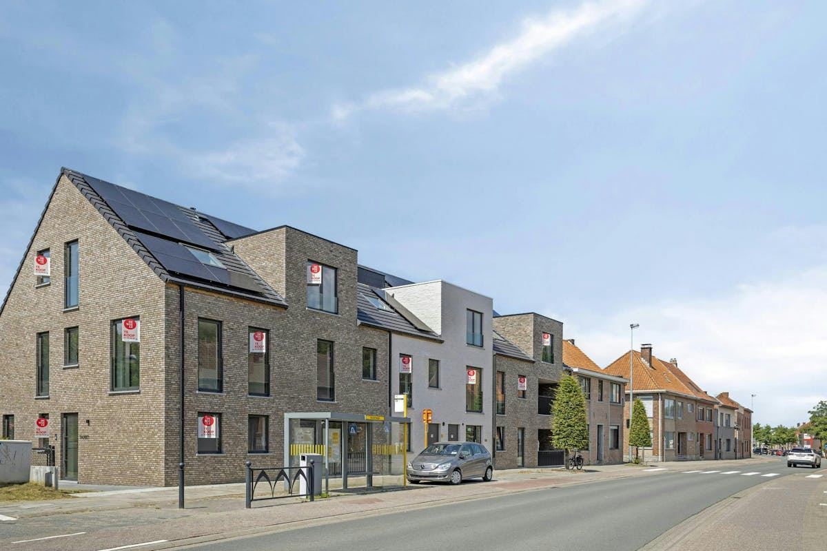 INSTAPKLAAR BEN-APPARTEMENT MET 2 SLAAPK. IN BAZEL EN TERRAS - foto 2