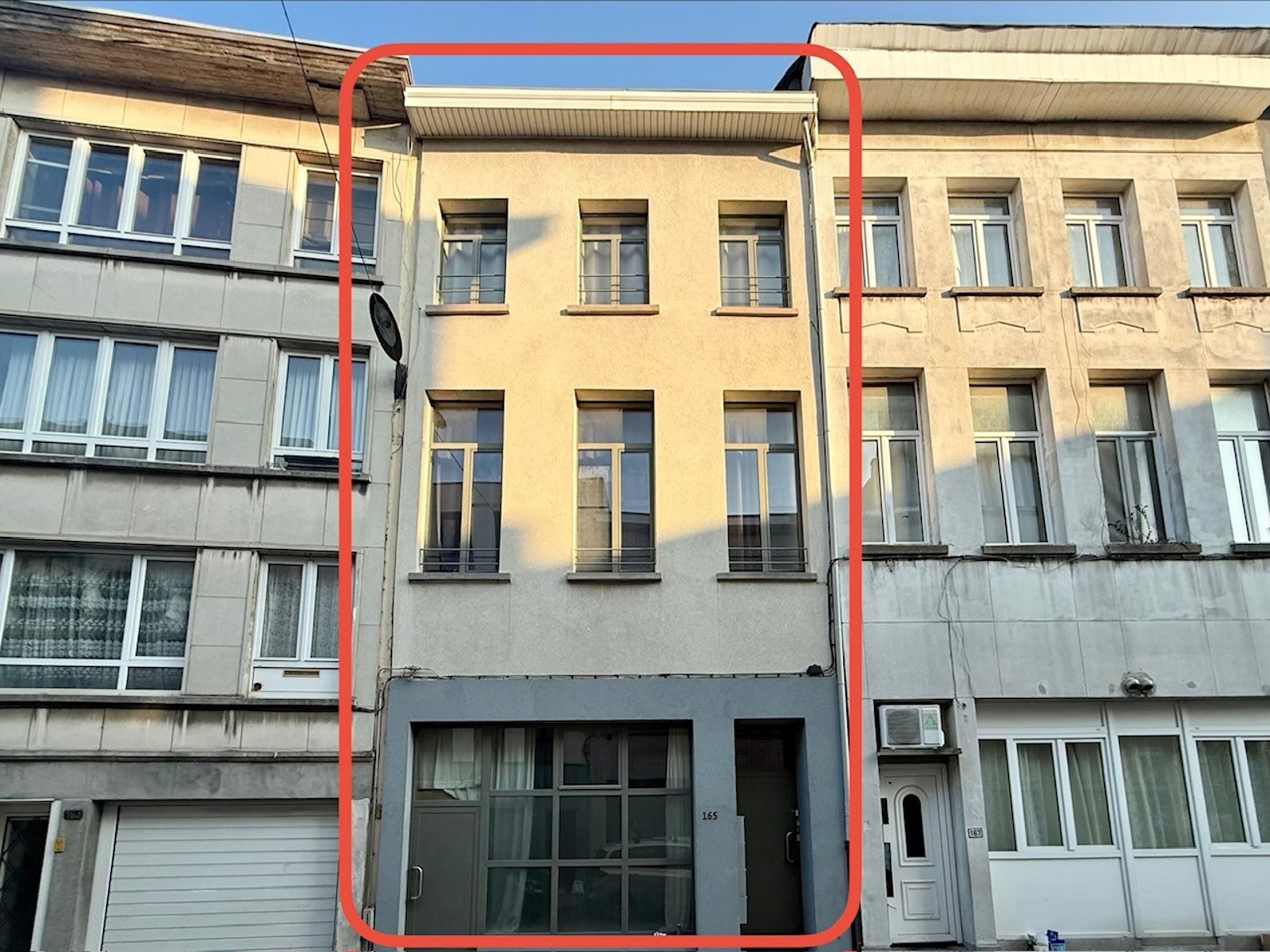 HANDEL MET WOONST, THANS 4 LUXE STUDIOS - foto 1