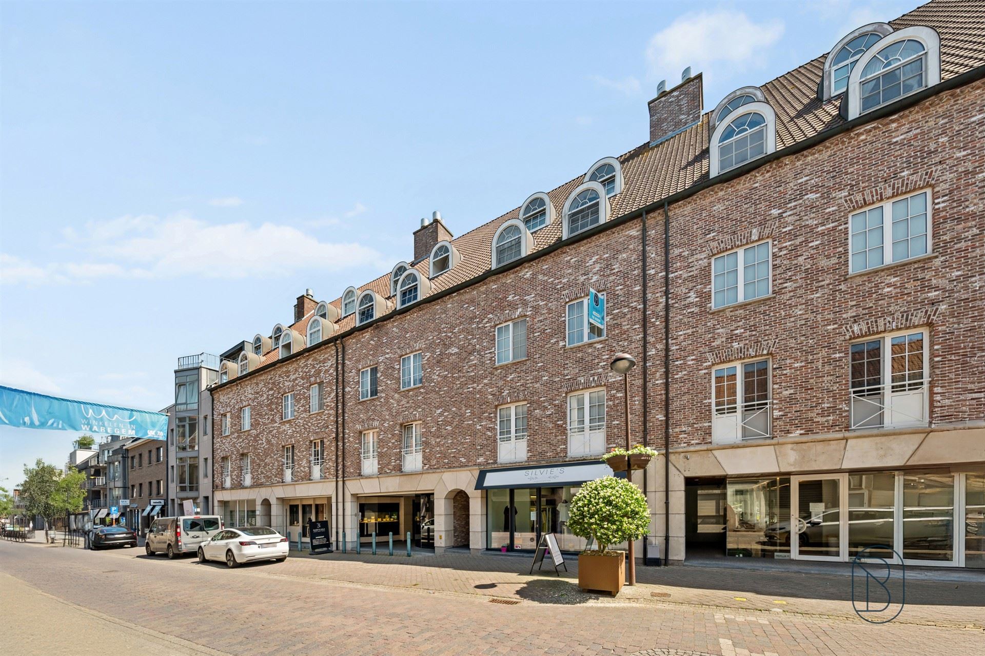 Lichtrijk appartement met 2 SLK en terras op een topligging - foto 4