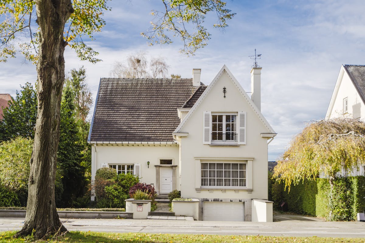 Charming villa for sale in the Leopold III quarter in Kortrijk! - photo 1