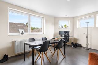 gebouw uit 2014: asbstveilig, elektriciteit conform en EPC Acentrum Wetteren in wijk Stuyvenbergkleinschalige residentie met 4 appartementenGeen lift...