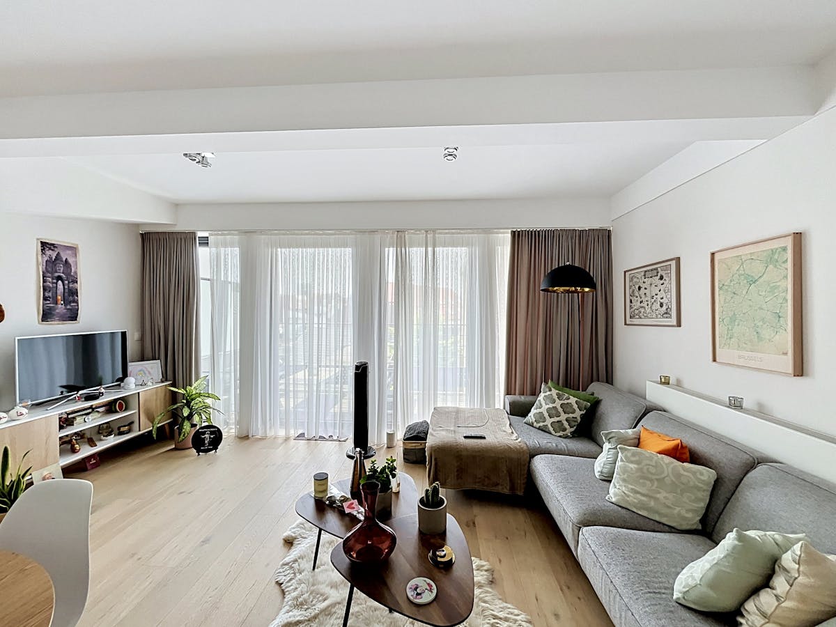 Vernieuwd gemeubeld appartement nabij Louisalaan - foto 4