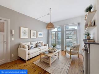 Op de 2de verdieping van deze kleinschalige residentie met charmante gevel vinden we dit ruim en gezellig appartement met 2 volwaardige slaapkamers en een aangenaam terras met avondzon te koop.Indeling: - ruime inkomhal met gastentoilet- leefruimte met zit -en eetplaats- aangenaam terras aansluitend aan de leefruimte- badkamer- ingerichte keuken- 2 volwaardige slaapkamers- EK CONFORMWens je meer informatie of een bezoek? Contacteer onze expert woonvastgoed Céline Desmet: +32 472 18 38 50celine.desmet@dewaele.comDit pand is onderworpen aan de renovatieverplichting van de Vlaamse overheid voor residentiële gebouwen (behoudens bij sloop binnen 5 jaar na de aankoop). Consulteer voor meer informatie de website van het Vlaams Energie- en Klimaatagentschap via https://www.vlaanderen.be/een-woning-kopen/renovatieverplichting-voor-residentiele-gebouwen