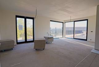 Park Viridis, deze appartementen zijn gelegen bij het centrum van Beveren en dit in een zeer groene omgeving.  Energiezuinig wonen is hier de sleutel.  Er zijn 1, 2 &amp; 3 slaapkamer appartementen voorzien van alle modern comfort. De afwerking van de appartementen gebeurt in samenspraak met de verkoper, hiervoor zijn budgetten bepaald in het lastenboek. Er is de mogelijkheid om een ondergrondse parking aan te kopen.  Het geheel bestaat uit meerdere woonentiteiten en is omgeven door een groen park van 7000 m².  Elke entiteit heeft een gezellig terras met zicht op de prachtige tuin. Voor dit uniek project werken wij ook met de allernieuwste technieken, dit wil zeggen, zonnepanelen als ook warmtepompen.  Wil u deze unieke kans niet laten voorbijgaan, boek dan een afspraak.  Graag stellen wij u alle plannen voor van onze allernieuwste parel “Park Viridis”.<br /><br />referentie: 4584