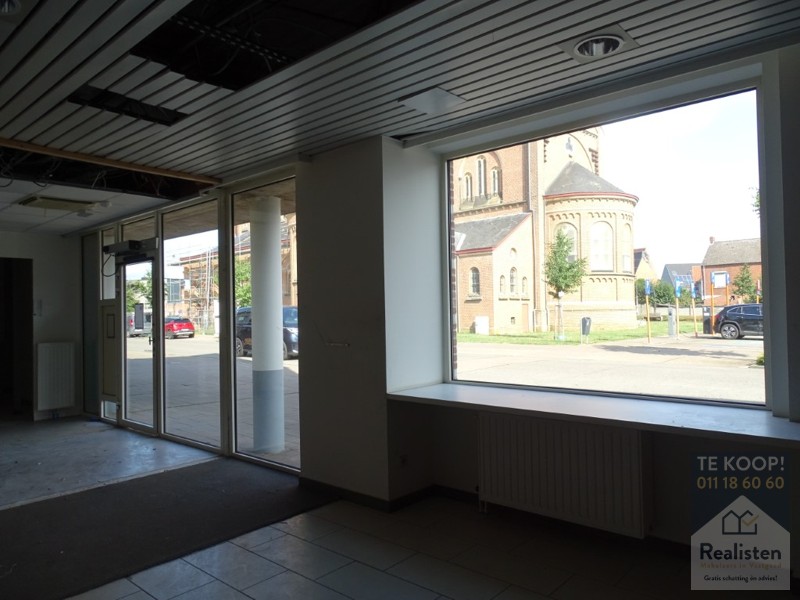 Voormalig bankkantoor - foto 5