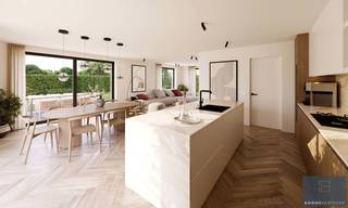 Voor €306.746 exclusief 21% BTW laat u deze alleenstaande woning bouwen met lucht/water warmtepomp, zonnepannelen en conform alle isolatienormen.<br /><br />De weergaves zijn van een voorbeeldwoning. U kunt de plannen naar eigen wensen creëren. Er is tevens geen verplichting aan een bouwfirma.<br /><br />U kunt ook enkel de grond aankopen voor €330.000 .<br /><br />De locatie vormt de ideale combinatie tussen de nabijheid van buurtwinkels, lagere scholen (Sint-Rita en Moerkerke),… én een groene omgeving met wandel en fietsmogelijkheden naar hartenlust. De nieuwe aansluiting op A11-E34 zorgt voor vlotte verbinding naar de kust en het binnenland.<br /><br />Bouwmogelijkheden woning:<br />-Bouwdiepte gelijkvloers: indien 1 bouwlaag: max. 20 meter, indien 2 bouwlagen: max. 15 meter<br />-Bouwdiepte eerste verdieping: max. 12 meter<br /><br />Bouwmogelijkheden bijgebouw:<br />-oppervlakte: max. 50m²<br />-nokhoogte: max. 5 meter<br /><br />Bent u op zoek naar een nieuw te bouwen alleenstaande nieuwbouwwoning?<br /><br />Contacteer Bonne Vastgoed 7 op 7 via 050/73.73.73 of info@bonnevastgoed.be