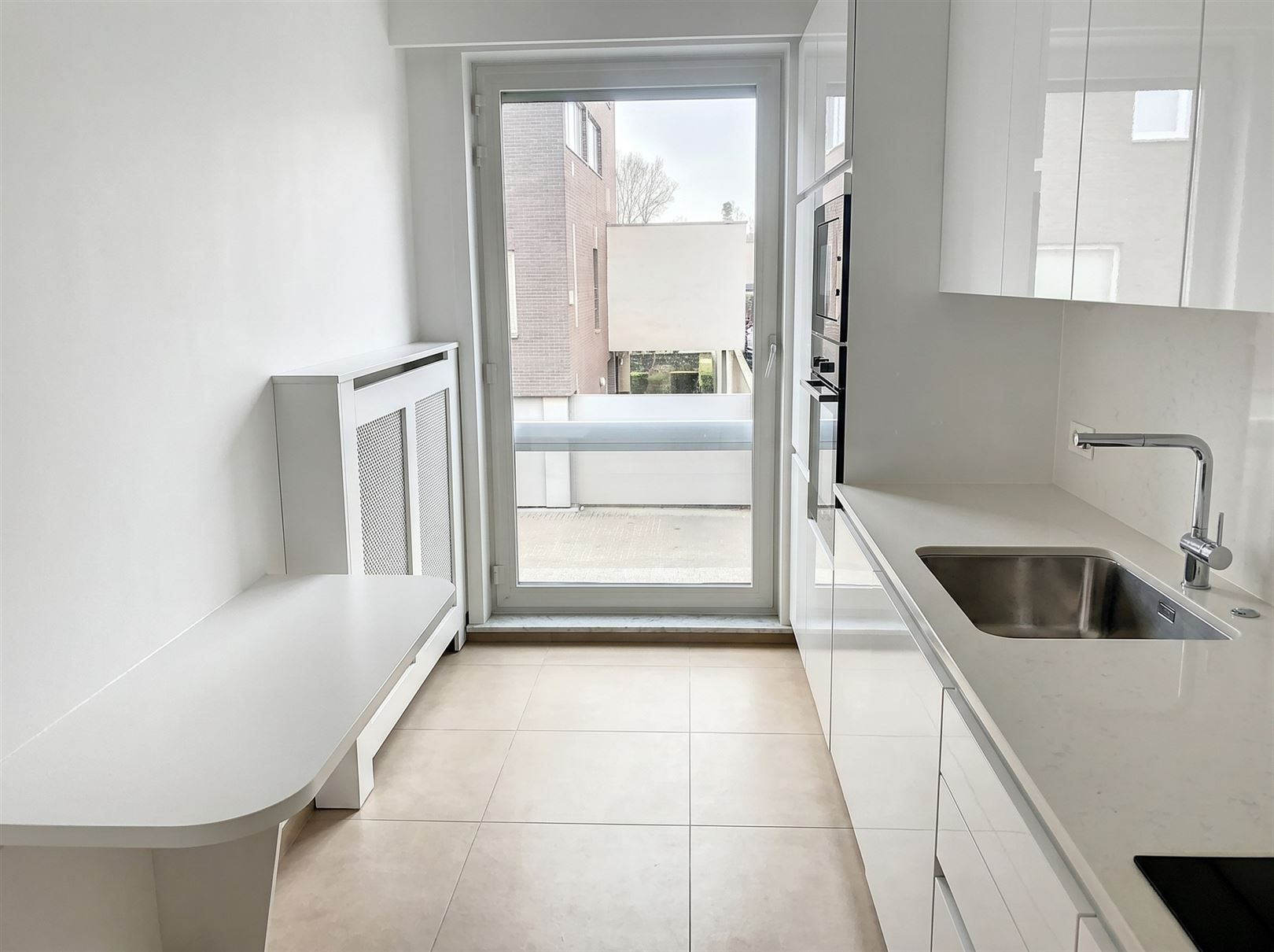 Twee slaapkamer appartement gelegen in centrum Oudenaarde. - foto 1