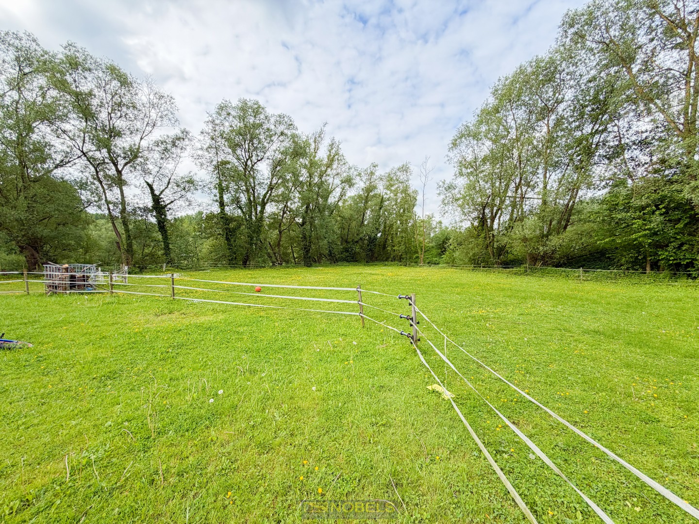 Te koop, Charmante woning met weide op uitzonderlijk rustig perceel te Lessines! - photo 3