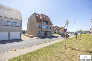 Recent duplex-appartement met 2 slaapkamers in de residentie "Concerto", Duinenweg 389/391 te Middelkerke. Bent u op zoek naar een...