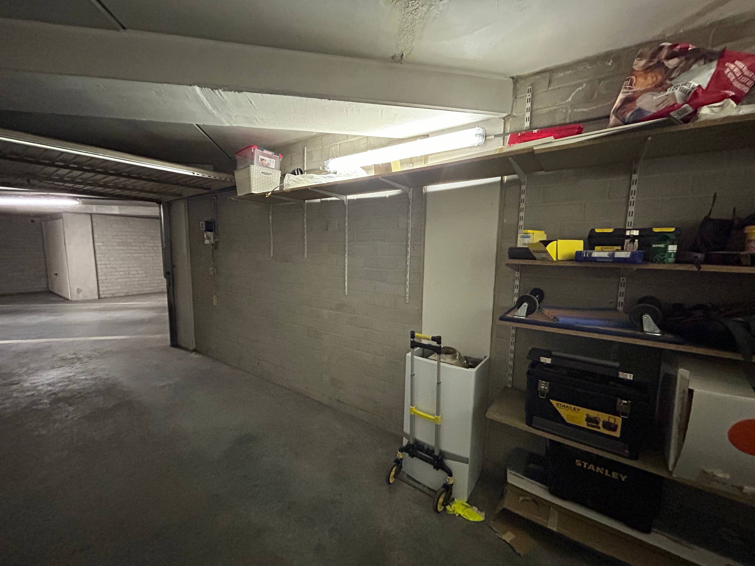 Afgesloten garagebox vlakbij centrum Blankenberge - foto 4