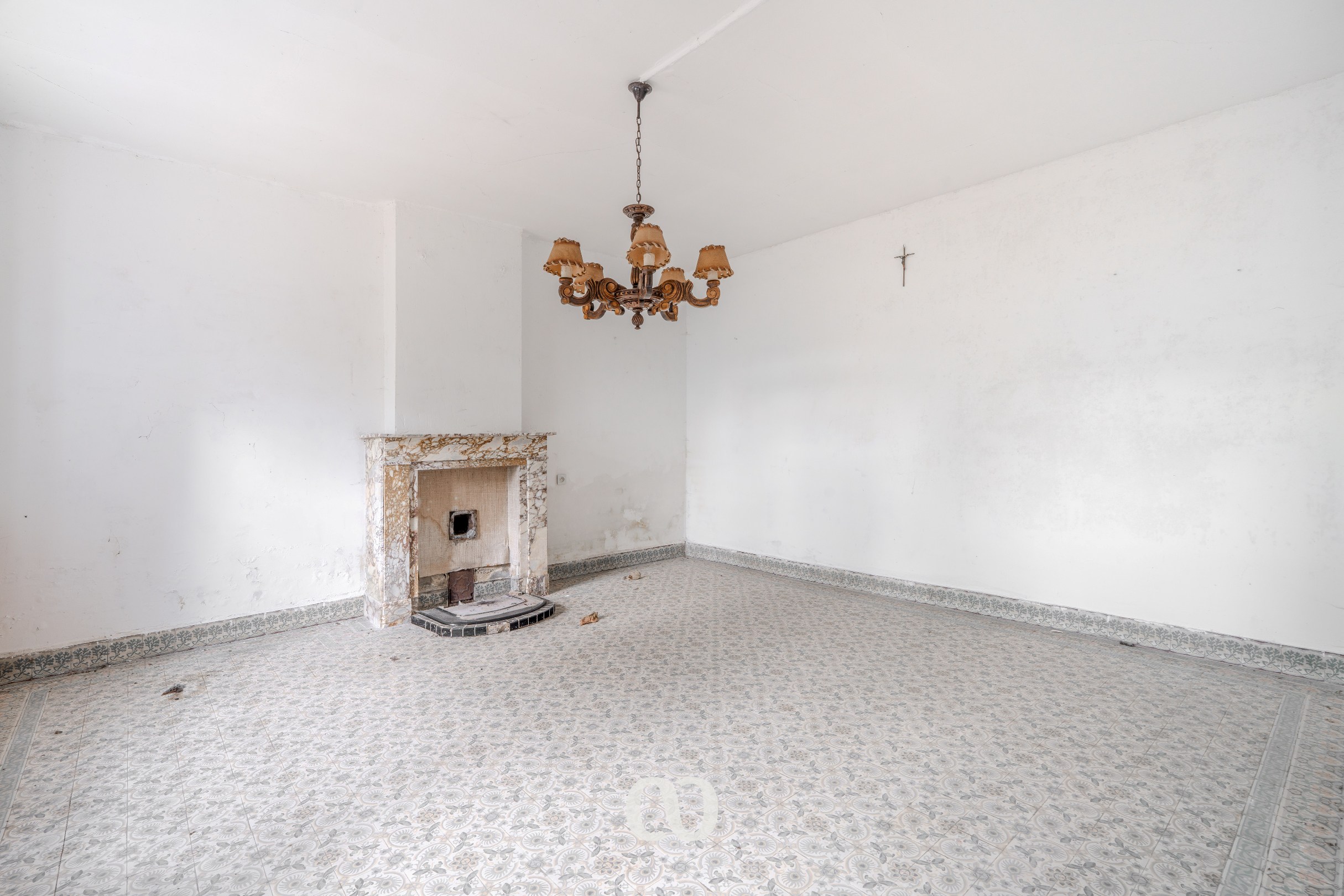 Pastorijwoning met tal van bijgebouwen - foto 5