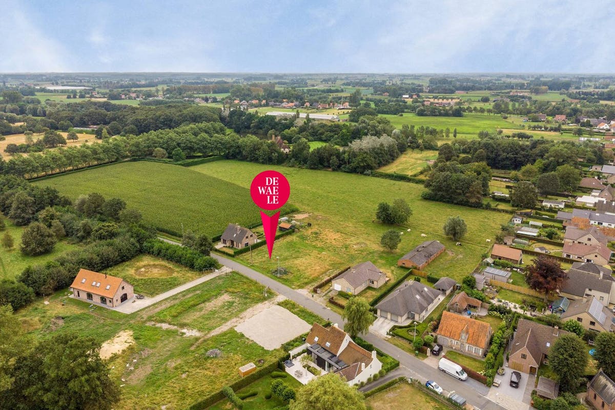 Bouwgrond (1.297m²) te koop voor halfopen bebouwing te Sijsele (Damme) - foto 2