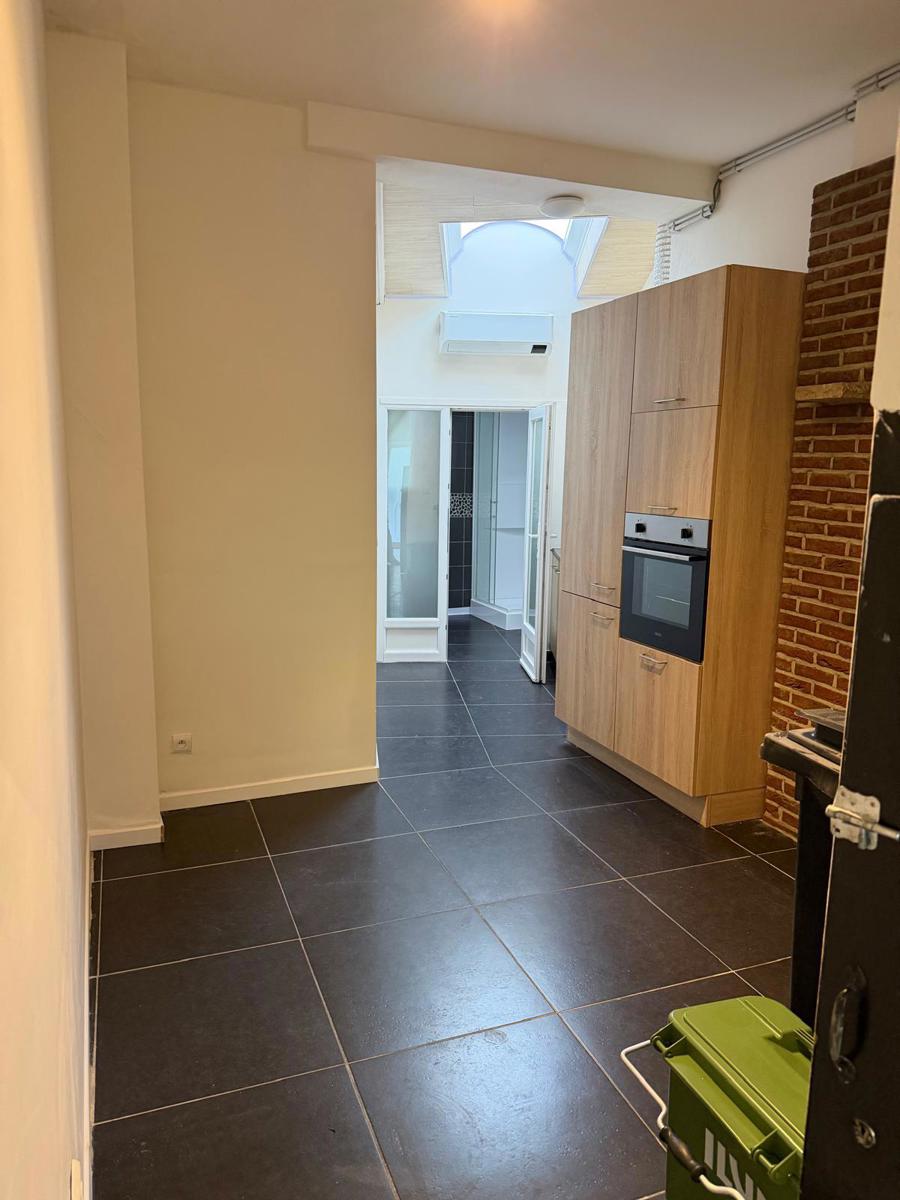Instapklare rijwoning aan de stadsrand. - foto 4