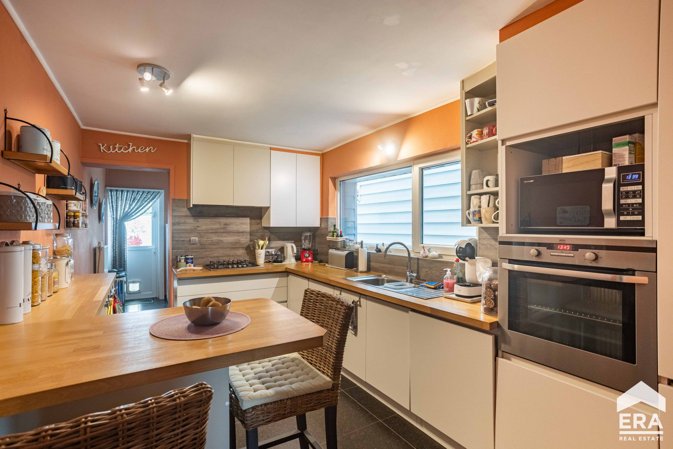 Gerenoveerde woning met 3 slaapkamers &amp; stadstuin in centrum - foto 1