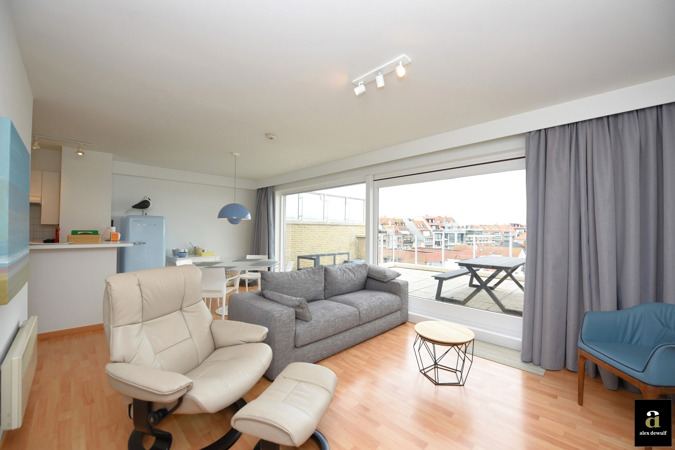 Modern gemeubeld 2 slaapkamerappartement met garagebox - foto 2