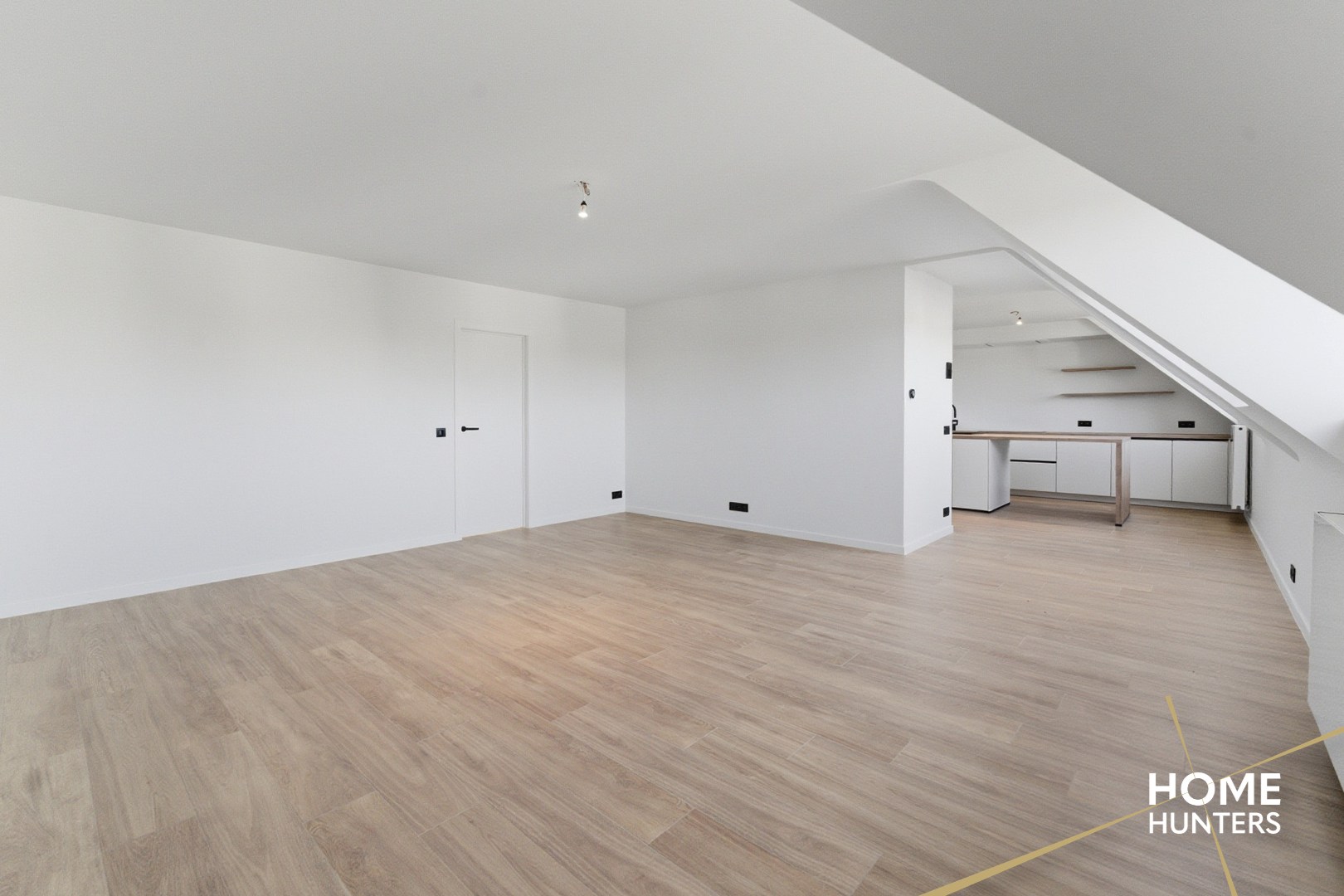 Luxueus 2 slaapkamer appartement met 2 badkamers - foto 4