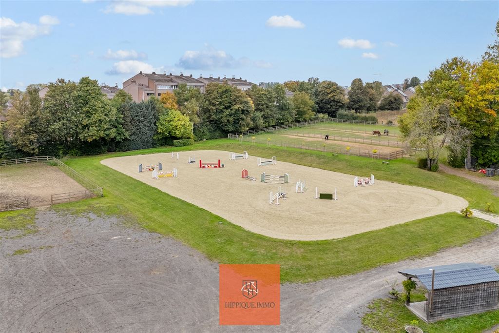 Hippisch complex met 38 stallen op ca. 1,9ha te Grimbergen - foto 2