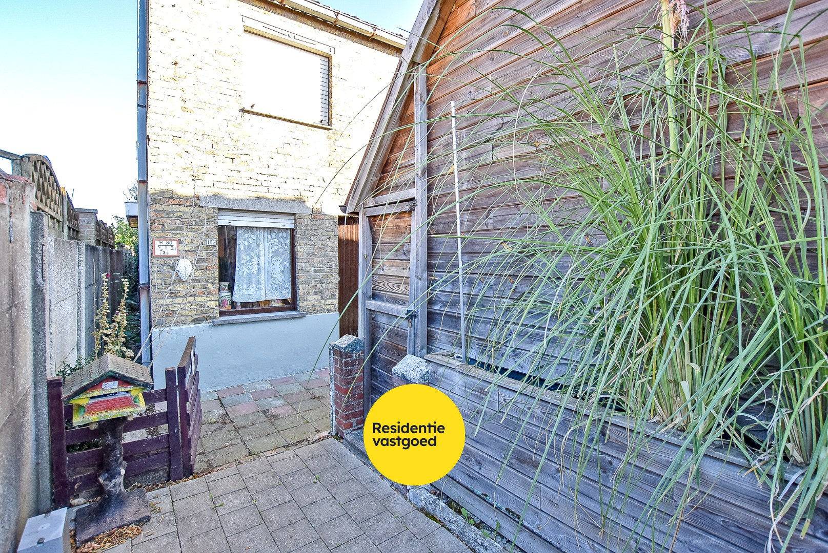 Te renoveren woning op een perceel van 392m² te Houthulst! - foto 5