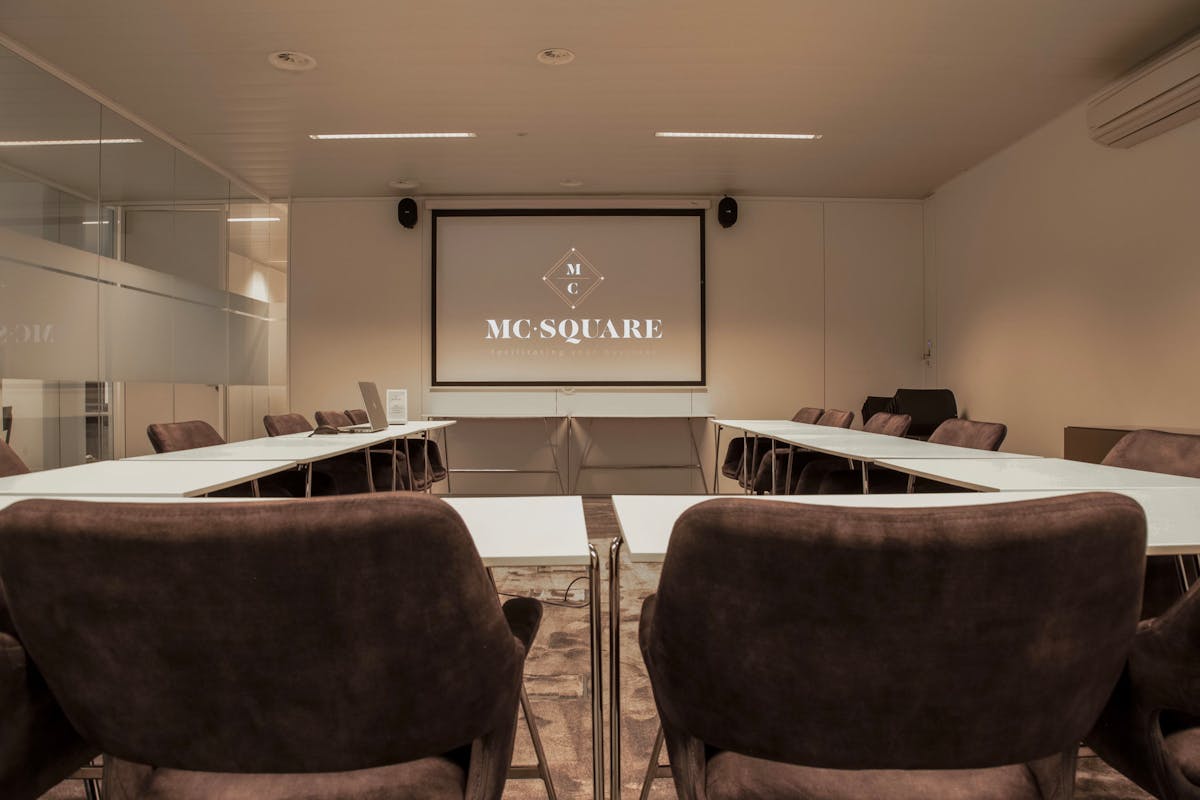 Full-service office (643 m²) in Quantum Building Ghent - photo 3