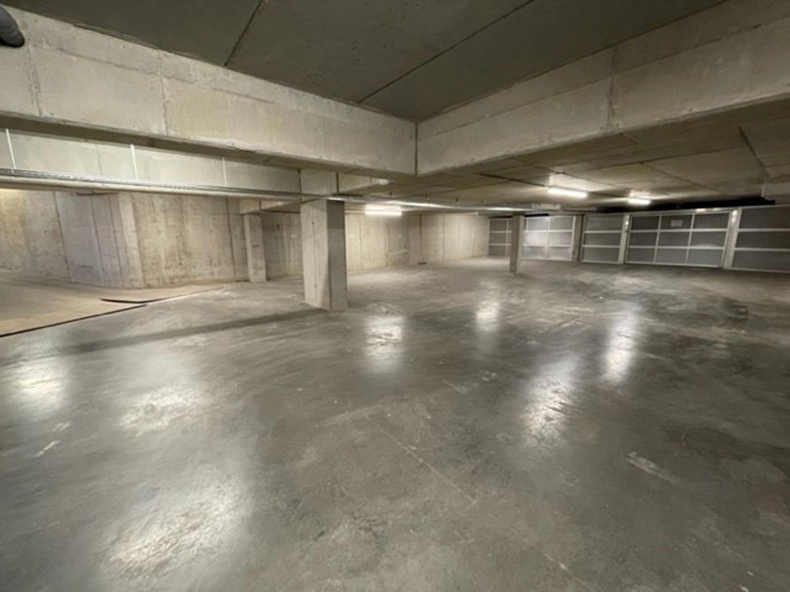 ONDERGRONDSE AUTOSTAANPLAATS CENTRUM KONTICH - foto 3