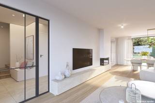 Met veel plezier stel ik je deze exclusieve, landelijke woning voor in Paal (Beringen), gelegen in een rustige straat waar stijl, ruimte en energie-efficiëntie naadloos samenkomen. Deze charmante nieuwbouwwoning in open bebouwing combineert een verfijnde architectuur met praktische leefcomforts en biedt daarmee een unieke woonkans voor gezinnen die kwaliteit en rust waarderen.<br /><br />De woning, die zal worden gebouwd in 2026, situeert zich op een royaal perceel van 875m². De bewoonbare oppervlakte bedraagt 264 m², verdeeld over drie volwaardige woonlagen. Het pand zal worden opgeleverd in nieuwbouwstaat en is volledig afgewerkt volgens de wensen van de koper. De afwerking ademt een landelijke, strakke stijl met een vleugje manoir. De woning wordt gebouwd met aandacht voor duurzaamheid en energie-efficiëntie, en is uitgerust met een warmtepomp, zonnepanelen en een D-ventilatiesysteem.<br /><br />Op de gelijkvloerse verdieping bevindt zich een ruime en open leefruimte van 34 m², die baadt in natuurlijk licht en uitgeeft op de zuidgerichte tuin. De aanpalende keuken van 10,40 m² ligt in een halfopen opstelling en is voorzien van alle aansluitingen. De praktische indeling omvat verder een inkomhal met gastentoilet, een aparte berging en een inpandige garage met directe toegang tot de woning. Dit maakt van de gelijkvloerse verdieping een bijzonder functionele leefruimte, ideaal voor het gezinsleven.<br /><br />De eerste verdieping biedt ruimte aan drie slaapkamers met oppervlaktes van respectievelijk 14,70 m², 10 m² en 16 m². De grootste slaapkamer beschikt over een aparte dressing en een ensuite badkamer met dubbele wastafel, en douche. De tweede badkamer is centraal gelegen en voorzien van een dubbele wastafel, douche en ligbad. De nachthal is ruim opgezet, heeft een apart toilet, en biedt toegang tot alle kamers zonder verlies van ruimte of privacy. Deze verdieping is zorgvuldig ingericht voor comfort en rust, met plaats voor zowel ouders als kinderen.<br /><br />De zolderverdieping, bereikbaar via een vaste trap, is volledig afgewerkt en biedt met 38,94 m² extra ruimte voor een hobbykamer, thuiskantoor of vierde slaapkamer. De hoge nok en de aanwezigheid van natuurlijke lichtinval maken van deze zolderverdieping een aangename plek met tal van invulmogelijkheden. Hier vinden we ook de technische berging. Ook werd in het ontwerp rekening gehouden met een praktische circulatie tussen de verschillende verdiepingen.<br /><br />Het perceel van 875m² biedt niet alleen veel privacy, maar is bovendien zuidgericht. Dat betekent de hele dag door zonlicht op het terras en in de tuin. Hier ontstaat de ideale setting voor zomerse barbecues, spelende kinderen of gewoon genieten van de rust. Dankzij de open ligging met op de achtergrond een glooiend landschap met paardenweiden en bossen, profiteert men van een uitzonderlijk ruimtegevoel dat zeldzaam geworden is.<br /><br />De woning bevindt zich in Paal, deelgemeente van Beringen, en is uitstekend bereikbaar. Met de oprit naar de E313 op slechts 2,7 km zijn zowel Hasselt als Antwerpen vlot bereikbaar. Scholen liggen op 1,5 km afstand en het openbaar vervoer bevindt zich op amper 40 meter. Ook voor ontspanning hoef je niet ver: op minder dan 2 km vind je de Paalse Plas, golfclub en meerdere fiets- en wandelroutes. Restaurants, winkels en andere faciliteiten bevinden zich op wandel- en fietsafstand.<br /><br />Bovendien biedt deze woning een fiscaal voordeel: de grondwaarde bedraagt € 198 000 (12% registratierechten), terwijl de constructiewaarde van € 450 000 onder het 21% btw-tarief valt.<br /><br />Tot slot combineert deze woning alle moderne vereisten met een charmante uitstraling. De kwalitatieve afwerking, het ruime perceel en de flexibele invulling maken dit tot een unieke kans. Interesse? Plan vandaag nog een afspraak en ontdek zelf het potentieel van deze landelijke parel. Voor meer informatie of een persoonlijke rondleiding, contacteer ons via 011 255 155.