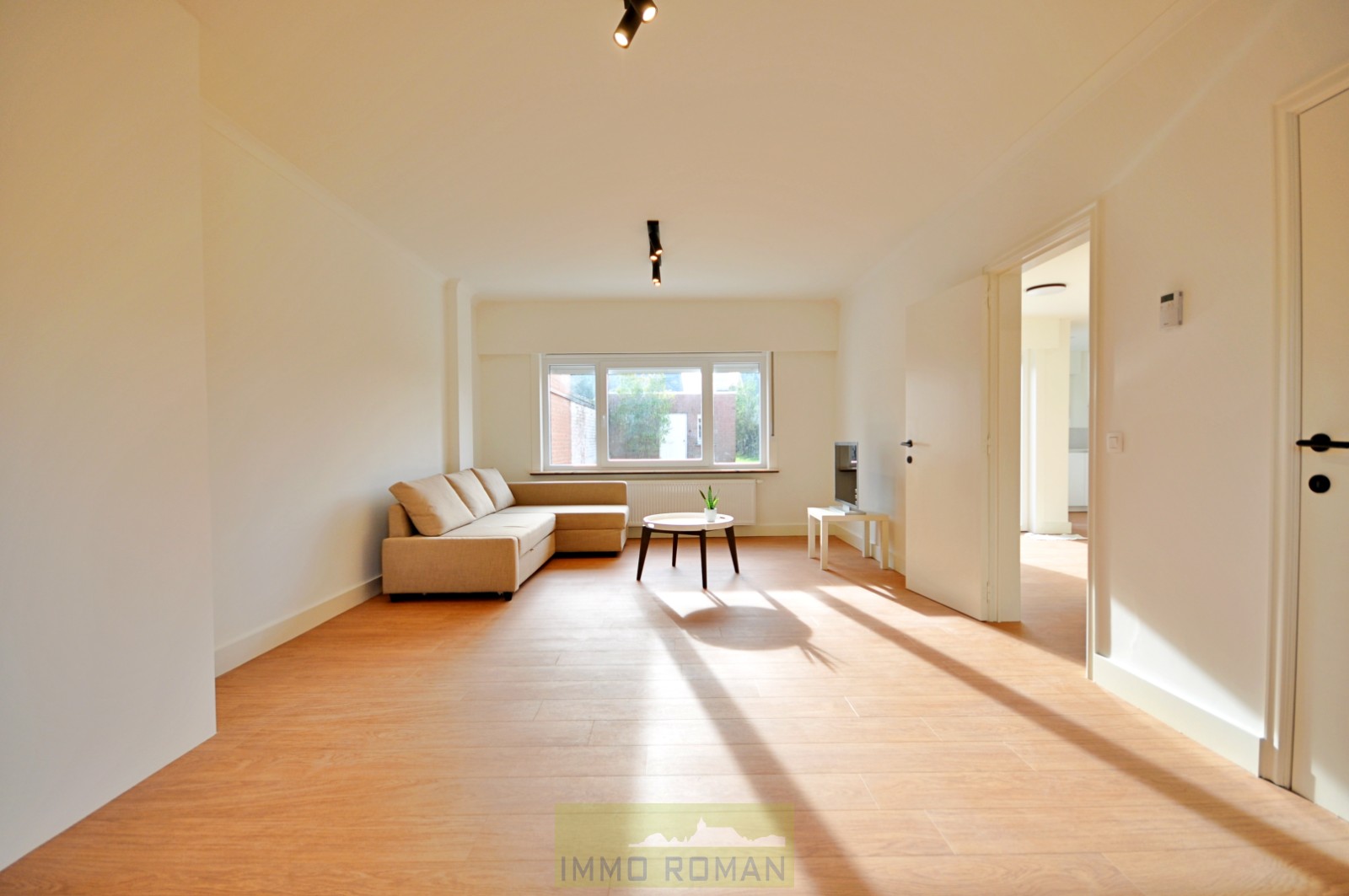 Gerenoveerde woning met ruime tuin te Anzegem! - foto 5
