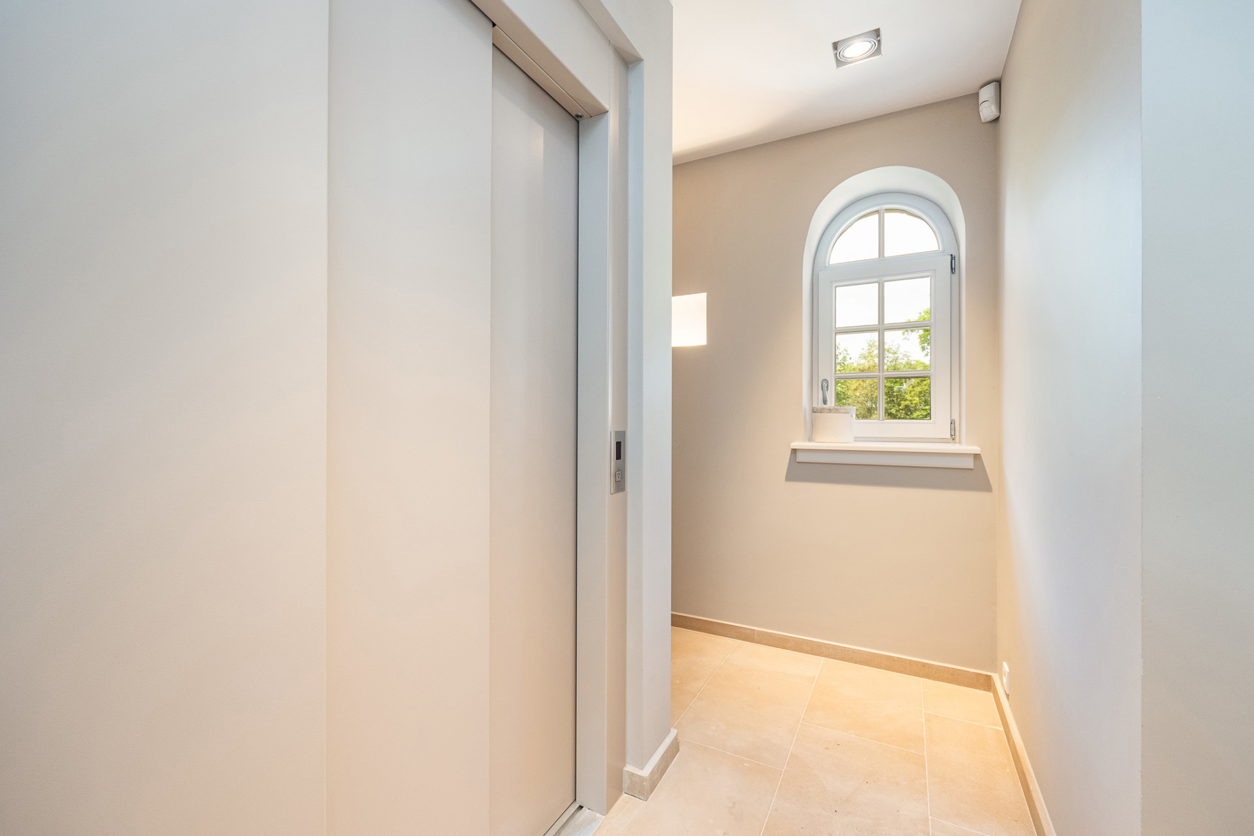 House for sale in Brasschaat with 5 bedrooms - photo 4