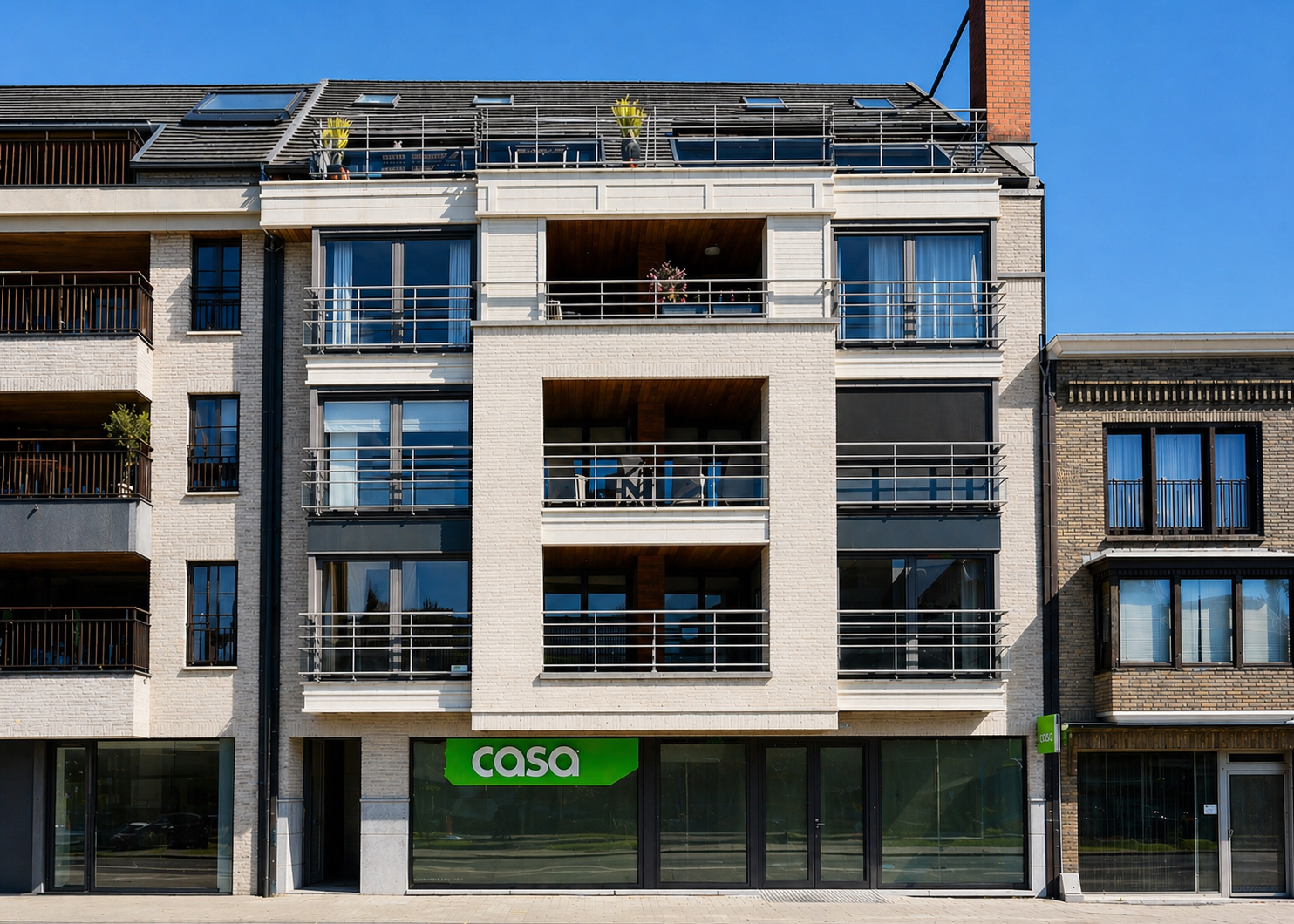 Centraal 2 slpk app met 2 terrassen, kelder en garagebox* voor 299000 EUR - foto 1