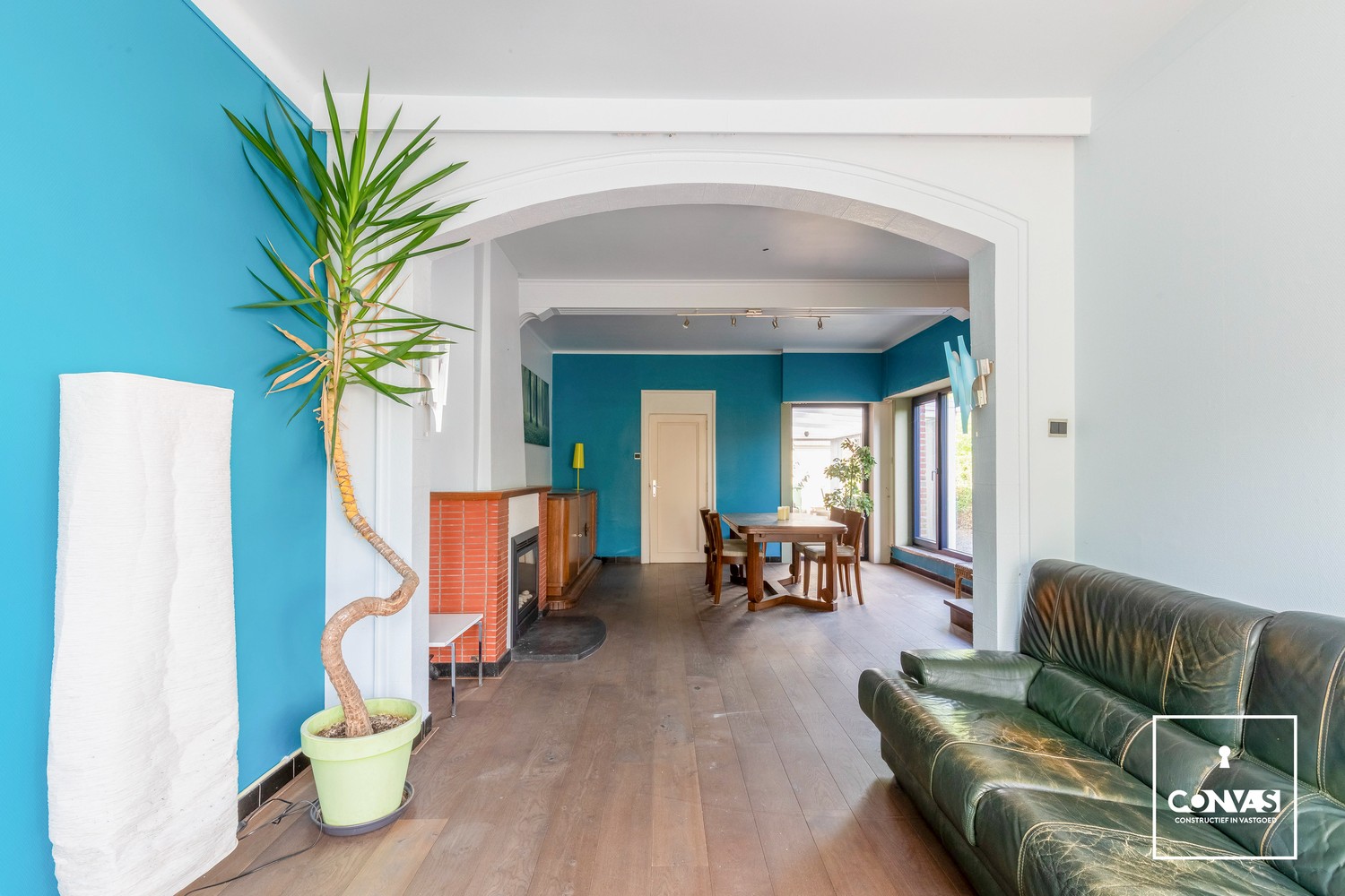 Karaktervolle te renoveren woning met tuin en garage - foto 4