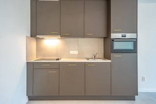 Apartment for rent in Stabroek