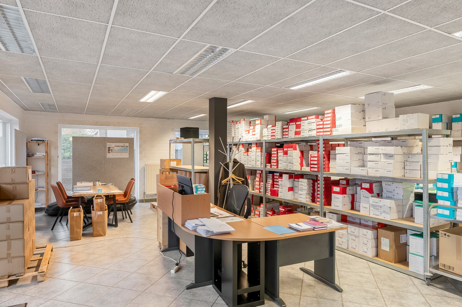 Te Koop: Handelsgelijkvloers van ca. 170 m² – Berlaarbaan 321A, Onze-Lieve-Vrouw-Waver - foto 3