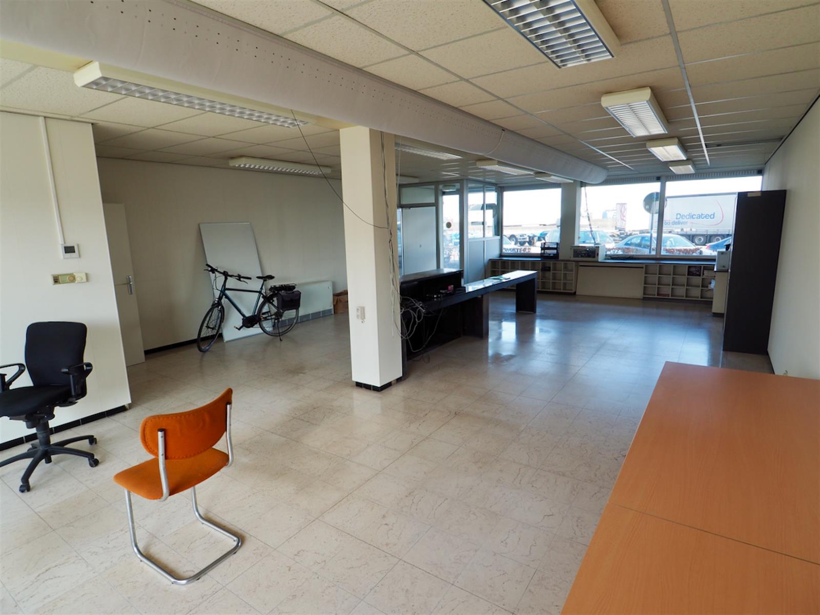 Kantoorgebouw - foto 3